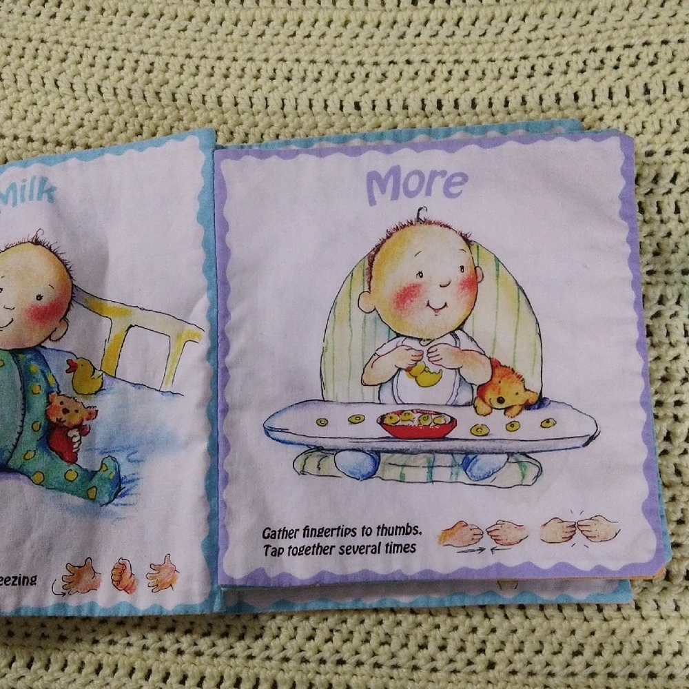 Little Baby Sign Language Cloth Book, Teether & Rattle - Picture 3 of 12